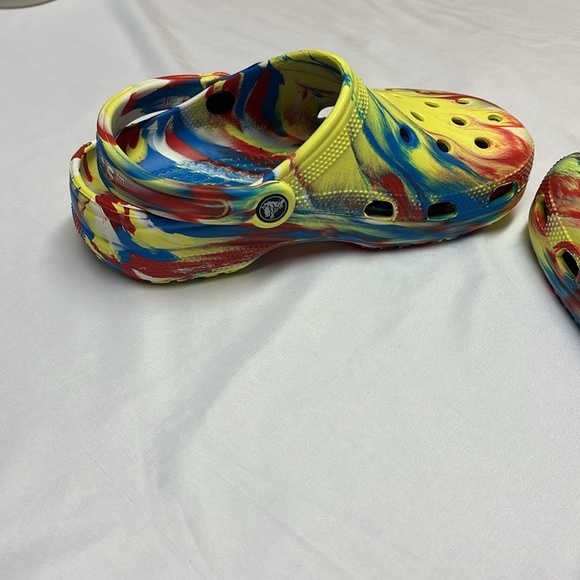 Marbled Crocs - Picture 5 of 6